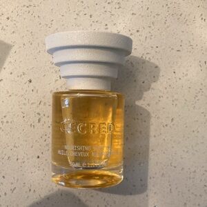 Beyoncé’s Cècred Nourishing Hair Oil